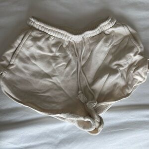 Super cute white shorts